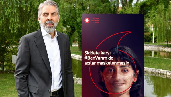 Vodafone'dan kadına şiddete karşı hamle: Kırmızı Işık uygulamasına yeni özellikler eklendi - Sputnik Türkiye