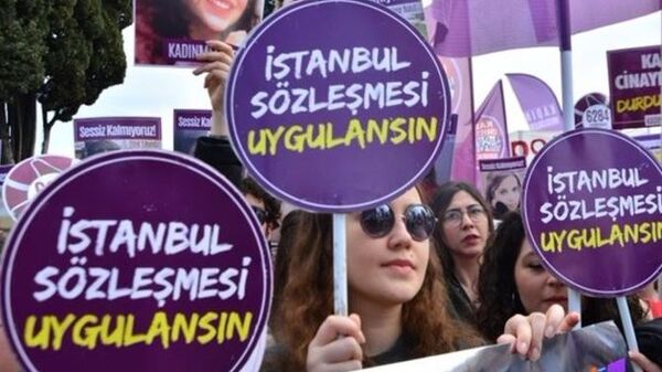 Kadına yönelik şiddet protestosu - İstanbul Sözleşmesi - Sputnik Türkiye