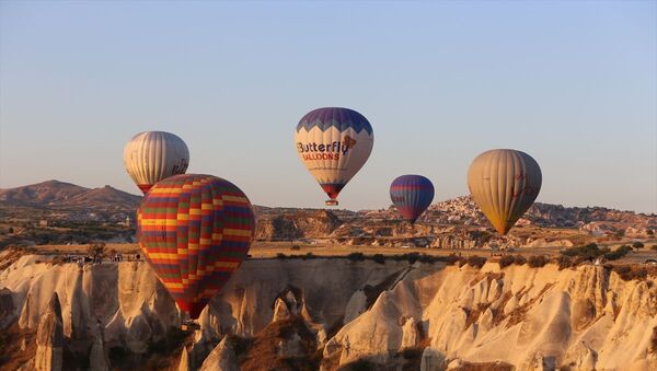 Kapadokya'da balon turları 5 ay sonra yeniden başladı - Sputnik Türkiye