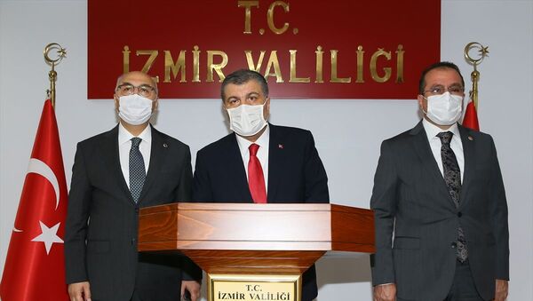 Sağlık Bakanı Fahrettin Koca, İzmir Valisi Yavuz Selim Köşger - Sputnik Türkiye