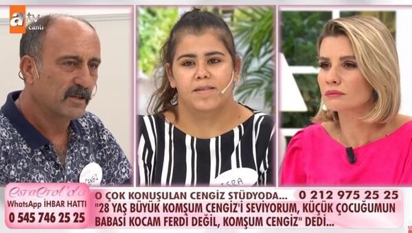 ATV ekranlarında Esra Erol'un programında bir kadın, çocuğunun komşusundan olduğunu öğrenince sevinç gösterisinde bulundu. - Sputnik Türkiye