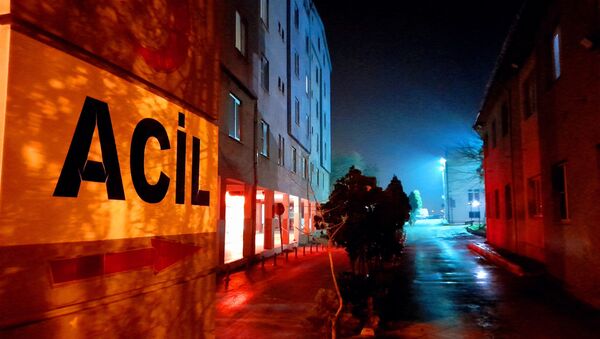 Edirne’de KYK yurdunda karantinada bulunan 40 kişi gıda zehirlenmesi şüphesiyle hastaneye kaldırıldı. - Sputnik Türkiye