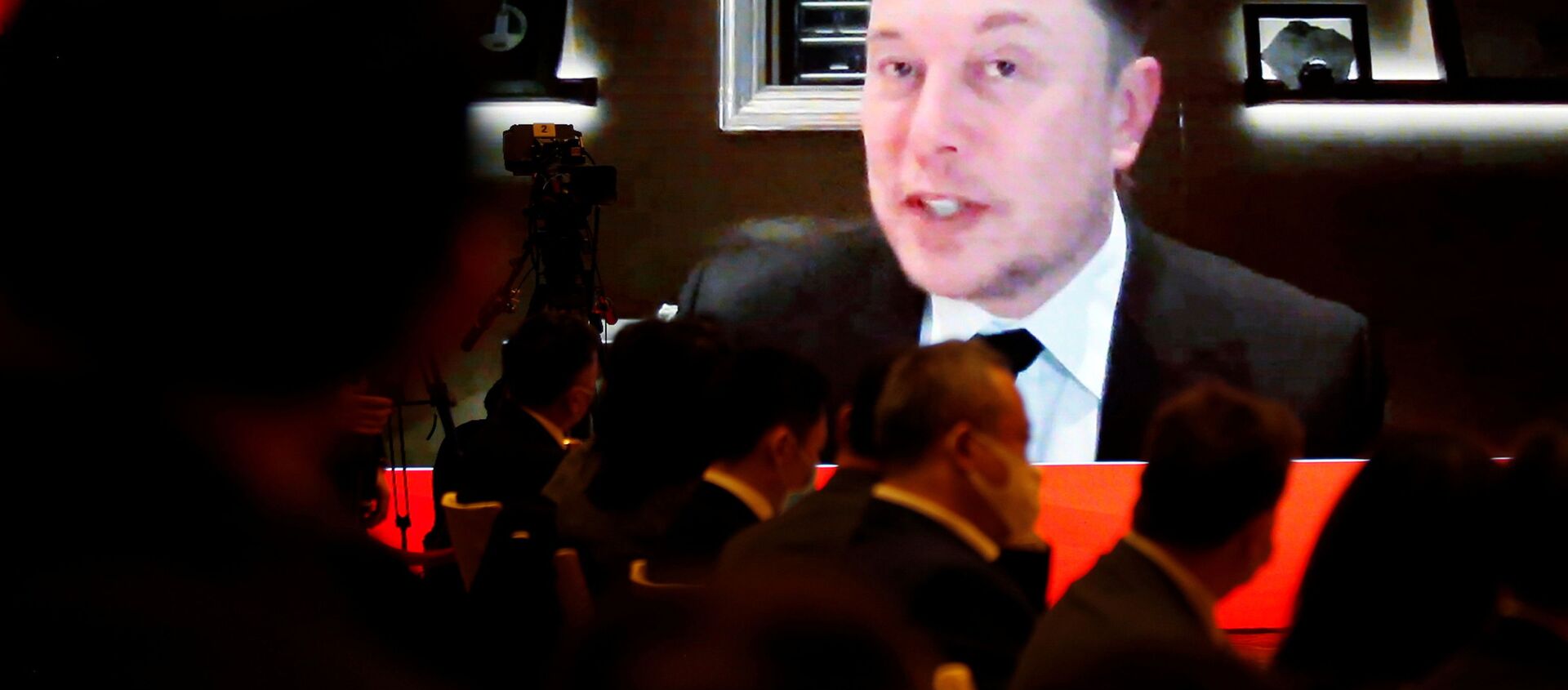 Tesla CEO'su Elon Musk, Çin Kalkınma Forumu'na video bağlantısıyla seslenirken - Sputnik Türkiye, 1920, 21.03.2021
