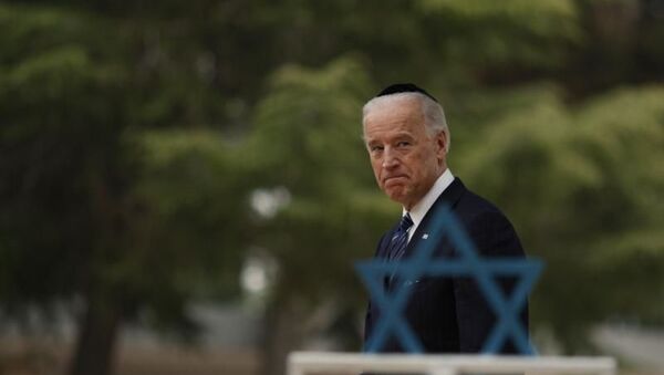 ABD Başkanı Joe Biden, Kudüs'teki bir Yahudi mezarlığında - Sputnik Türkiye