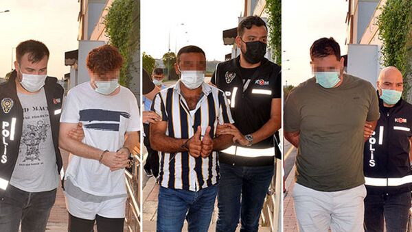 Adana'da 110 kişiden 5 milyon 700 bin lira haksız kazanç elde eden tefeci çetesine şafak vakti operasyon düzenlendi. - Sputnik Türkiye