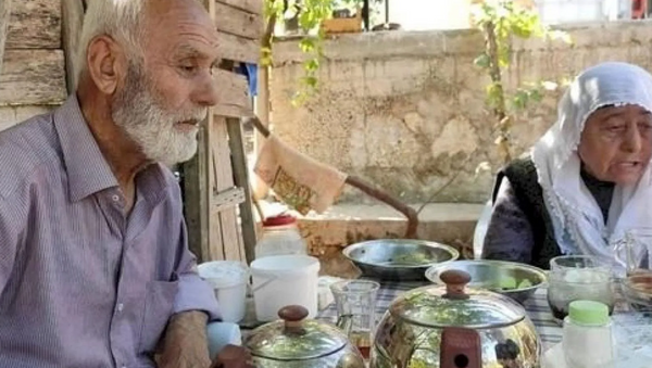 Yaşlı çift, vitamin sanıp yedikleri tarım ilacı nedeniyle hayatını kaybetti - Sputnik Türkiye