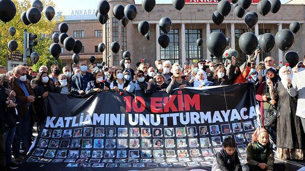 Ankara Garı saldırısında ölen 103 kişi anıldı
 - Sputnik Türkiye