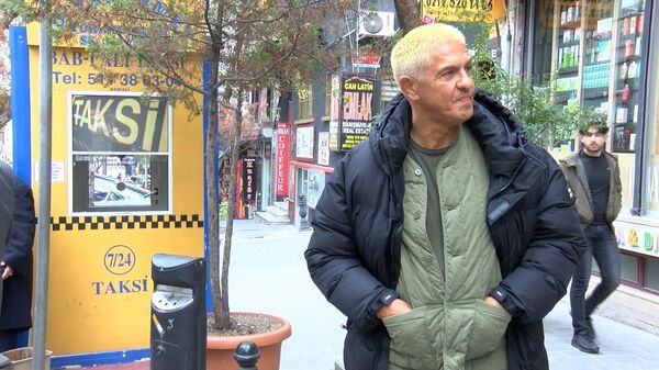 'Taksi' filminin başrol oyuncusu, film görüşmesi için geldiği İstanbul'da taksi bulamadı - Sputnik Türkiye