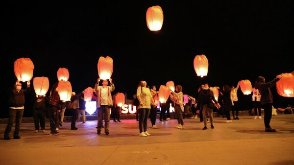 Organ bağışı için dilek feneri uçurdular - Sputnik Türkiye