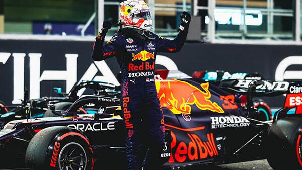 Formula 1'de Red Bull-Honda takımından Max Verstappen şampiyon oldu - Sputnik Türkiye