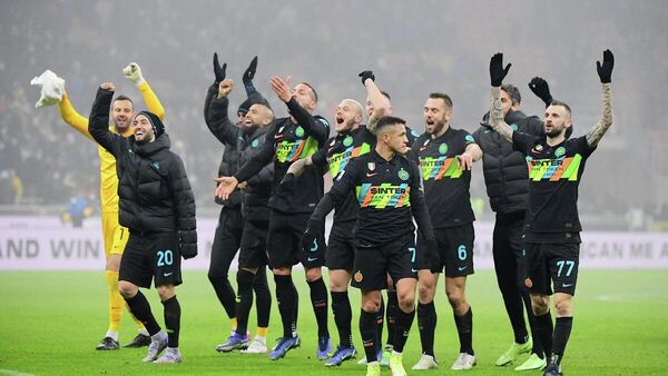 İtalya Birinci Futbol Ligi'nin (Serie A) 19. haftasında lider Inter, konuk ettiği Torino'yu 1-0 yendi. - Sputnik Türkiye