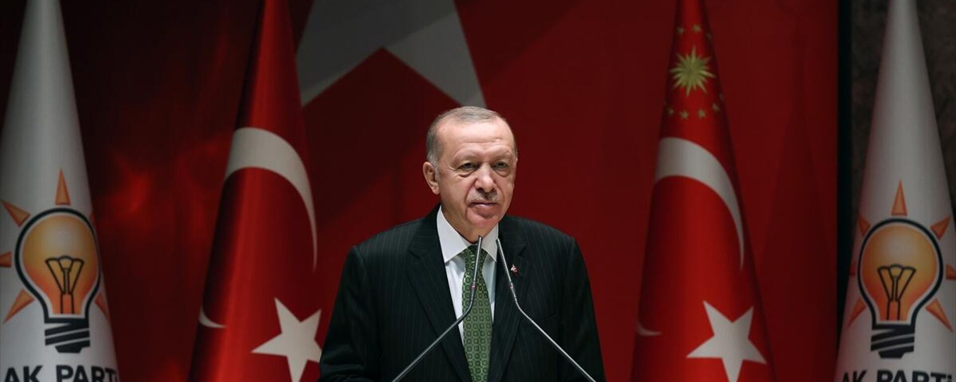 Cumhurbaşkanı Erdoğan Genişletilmiş İl Başkanları Toplantısı'nda konuştu - Sputnik Türkiye, 1920, 06.01.2022