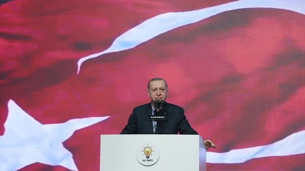 Cumhurbaşkanı Erdoğan Karaman'da AK Parti İl Danışma Meclisi'nde konuştu. - Sputnik Türkiye