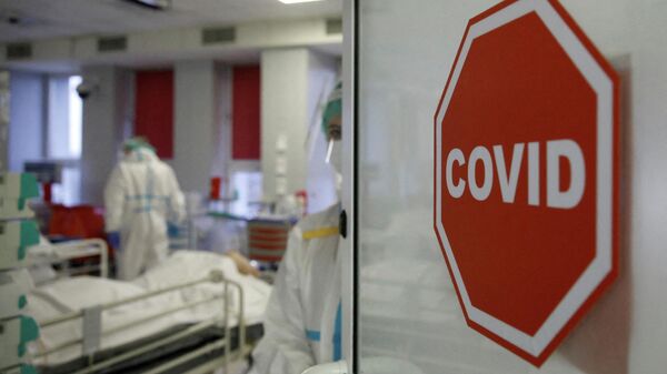 Polonya'nın başkenti Varşova'da koronavirüs hastanesi - Sputnik Türkiye