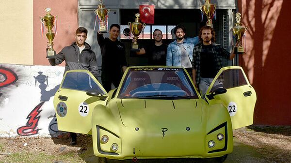 Pandemide atölyeye kapanan üniversite öğrencileri, 8 ayda elektrikli araç üretti - Sputnik Türkiye