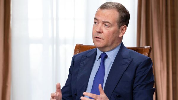  Dmitriy Medvedev - Sputnik Türkiye