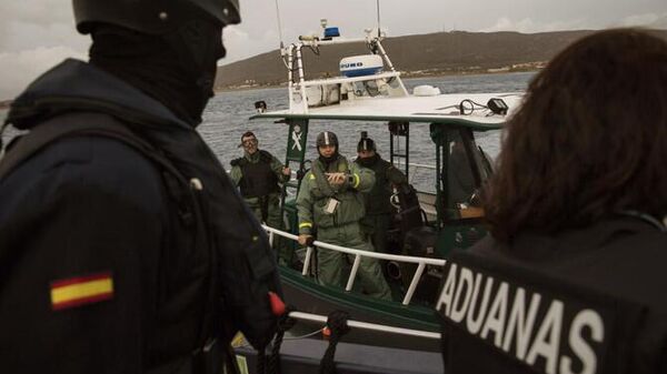 İspanya'da balıkçı teknesinde 3 ton kokain ele geçirildi. - Sputnik Türkiye