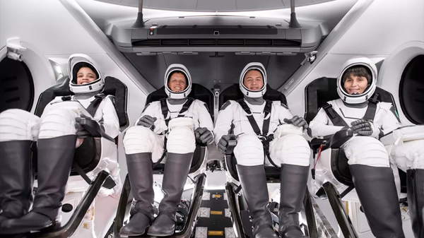 SpaceX, 'Crew-4' uçuşu ile uzaya 4 astronot gönderdi - Sputnik Türkiye