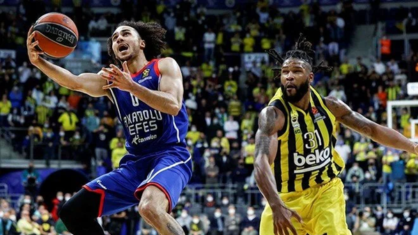 ING Basketbol Süper Ligi play-off final serisi ilk maçında Fenerbahçe Beko, sahasında Anadolu Efes'i 85-76 yenerek seride 1-0 öne geçti. - Sputnik Türkiye