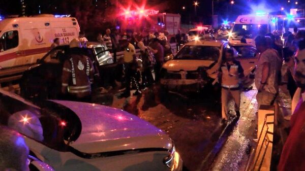 Beşiktaş'ta ters yol kazasında 7 kişi yaralandı: Navigasyon ters yola soktu
 - Sputnik Türkiye