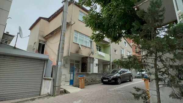 Kiraya zam isteyen ev sahibinin iki oğlunu pompalı tüfekle vurdu - Sputnik Türkiye