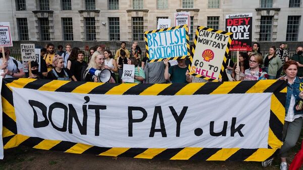 İngiltere'de artan enerji fiyatlarına karşı eylem: Faturanı ödeme - Sputnik Türkiye