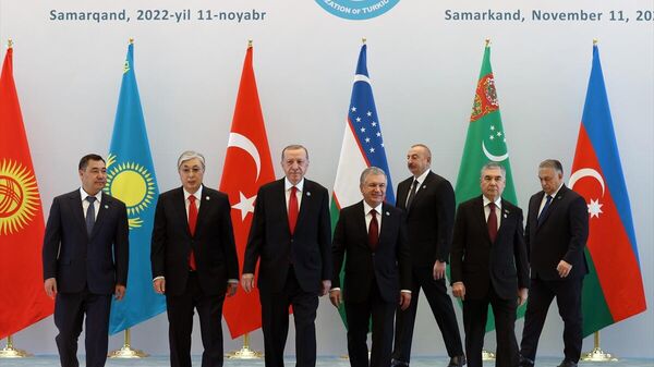 Türk Devletleri Teşkilatı (TDT) Devlet Başkanları 9. Zirvesi  - Sputnik Türkiye