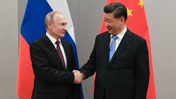 Rusya Devlet Başkanı Vladimir Putin ve Çin Devlet Başkanı Xi Jinping - Sputnik Türkiye