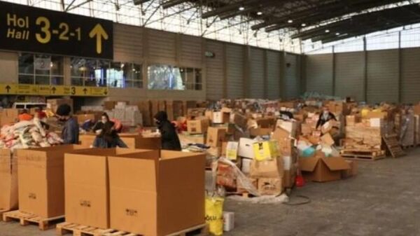 Almanya'dan Türkiye'deki depremzedelere gönderilecek yardımlar  - Sputnik Türkiye