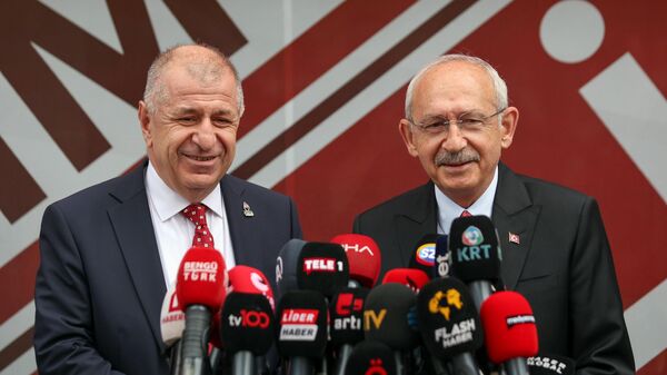 Cumhurbaşkanı adayı ve CHP Genel Başkanı Kemal Kılıçdaroğlu ve Zafer Partisi Genel Başkanı Ümit Özdağ  - Sputnik Türkiye