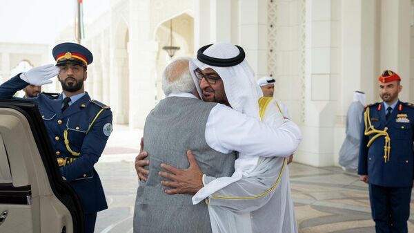  Birleşik Arap Emirlikleri (BAE) Devlet Başkanı Muhammed bin Zayid Al Nahyan ile Hindistan Başbakanı Narendra Modi,  - Sputnik Türkiye