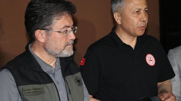 İçişleri Bakanı Ali Yerlikaya ve Tarım ve Orman Bakanı İbrahim Yumaklı - Sputnik Türkiye