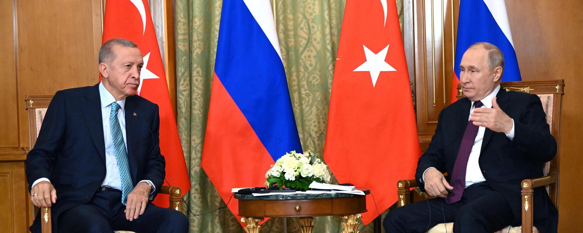Putin ve Erdoğan  - Sputnik Türkiye, 1920, 24.10.2023
