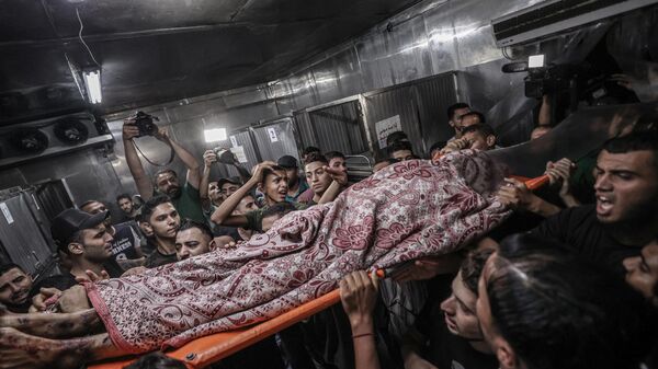 Gazze Şeridi'nin doğusunda meydana gelen patlamada 4 Filistinli öldü, 19 kişi de yaralandı. Patlamada hayatını kaybedenlerin naaşları Gazze kentindeki Darüşşifa Hastanesi morguna kaldırıldı.  - Sputnik Türkiye