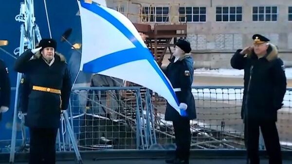 Putin, Rus Donanması’na katılan 3 yeni gemide bayrak çekilmesine izin verdi - Sputnik Türkiye