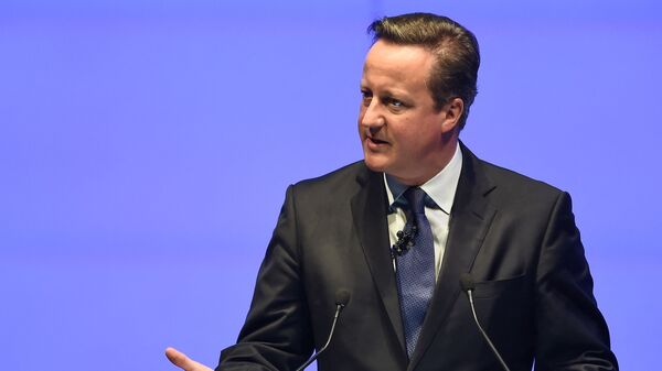 Former British prime minister David Cameron delivers the keynote address during the World Travel and Tourism Conference in Bangkok on April 26, 2017 - Sputnik Türkiye