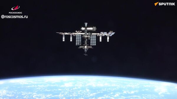 UUİ'de görev alan Rus kozmonotlardan 12 Nisan Kozmonotlar Günü - Sputnik Türkiye