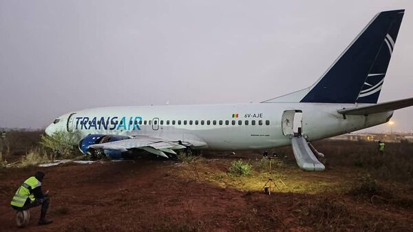 Senegal'de Boeing 737 tipi uçak pistten çıktı - Sputnik Türkiye