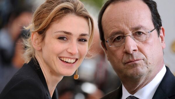 Fransa Cumhurbaşkanı François Hollande ve oyuncu sevgilisi Julie Gayet - Sputnik Türkiye