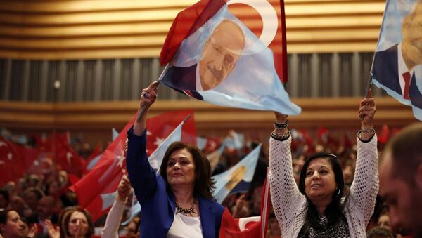 CHP Seçim Bildirgesi ve Aday Tanıtım Toplantısı'na çok sayıda partili katıldı. - Sputnik Türkiye