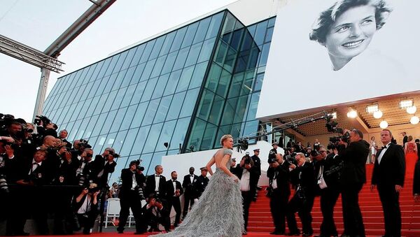68. Cannes Film Festivali perdelerini açtı - Sputnik Türkiye