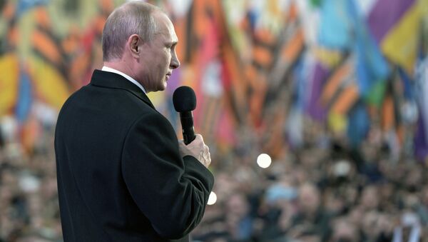 Vladimir Putin, Kırım'ın Rusya'ya katılışının yıldönümü kutlamalarında - Sputnik Türkiye