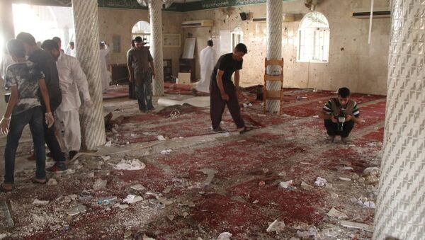 Suudi Arabistan'da Şii camisine bombalı saldırı - Sputnik Türkiye