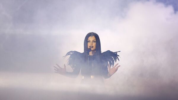2015 Eurovision Şarkı Yarışması'nda Gürcü temsilcisi  Nina Sublatti sahne alıyor - Sputnik Türkiye