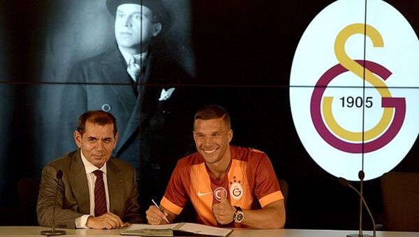 Alman futbolcu Lukas Podolski - Sputnik Türkiye
