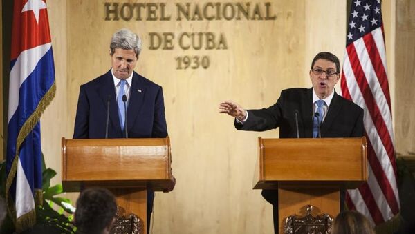 ABD Dışişleri Bakanı John Kerry - Küba Dışişleri Bakanı Bruno Rodriguez - Sputnik Türkiye
