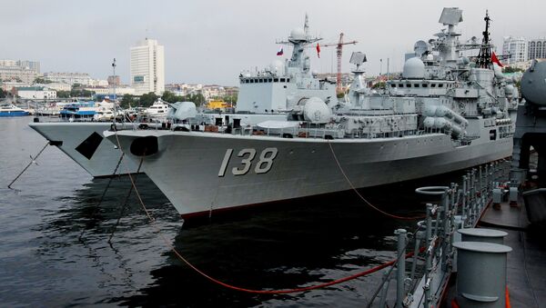 Vladivostok'taki Shenyang ve Taizhou savaş gemileri - Sputnik Türkiye