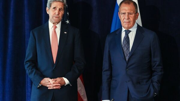 Sergey Lavrov ve  John Kerry - Sputnik Türkiye