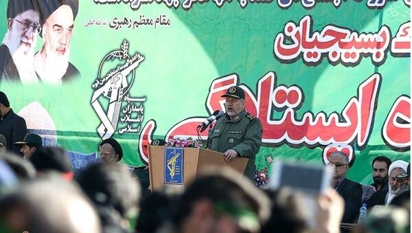 İran’ın dini lideri Ayetullah Ali Hamaney'in yüksek askeri danışmanı Tümgeneral Yahya Rahim Safevi - Sputnik Türkiye