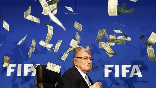 Blatter'a dolarlı protesto - Sputnik Türkiye